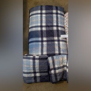 KING Plaid Quilted Comforter Set- Blue and White